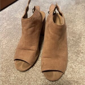Blush CL by Laundry Booties - Size 8.5